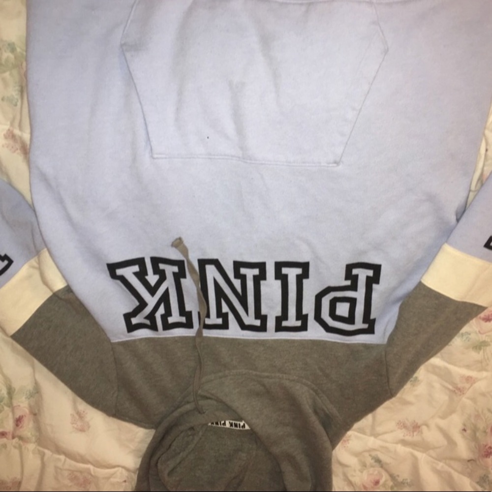 PINK VS sweatshirt